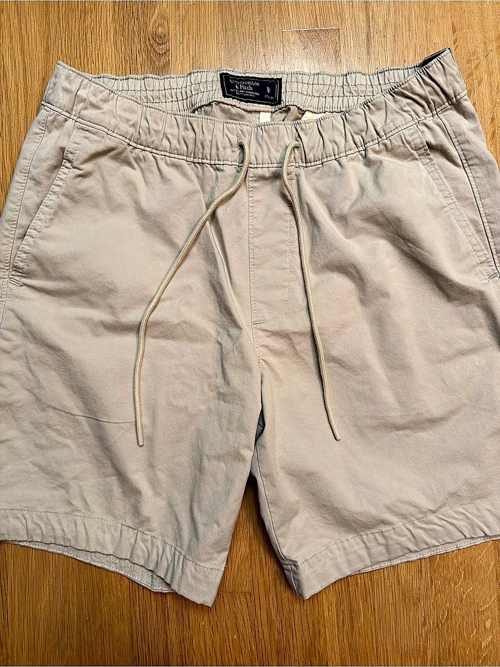 Abercrombie & Fitch Pull-On Short Men's Beige Shorts Medium